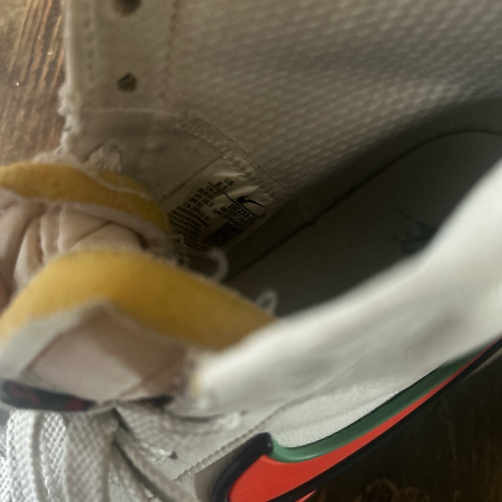 Nike White and Black High-Tops with Red Swoosh - Picture 5 of 6